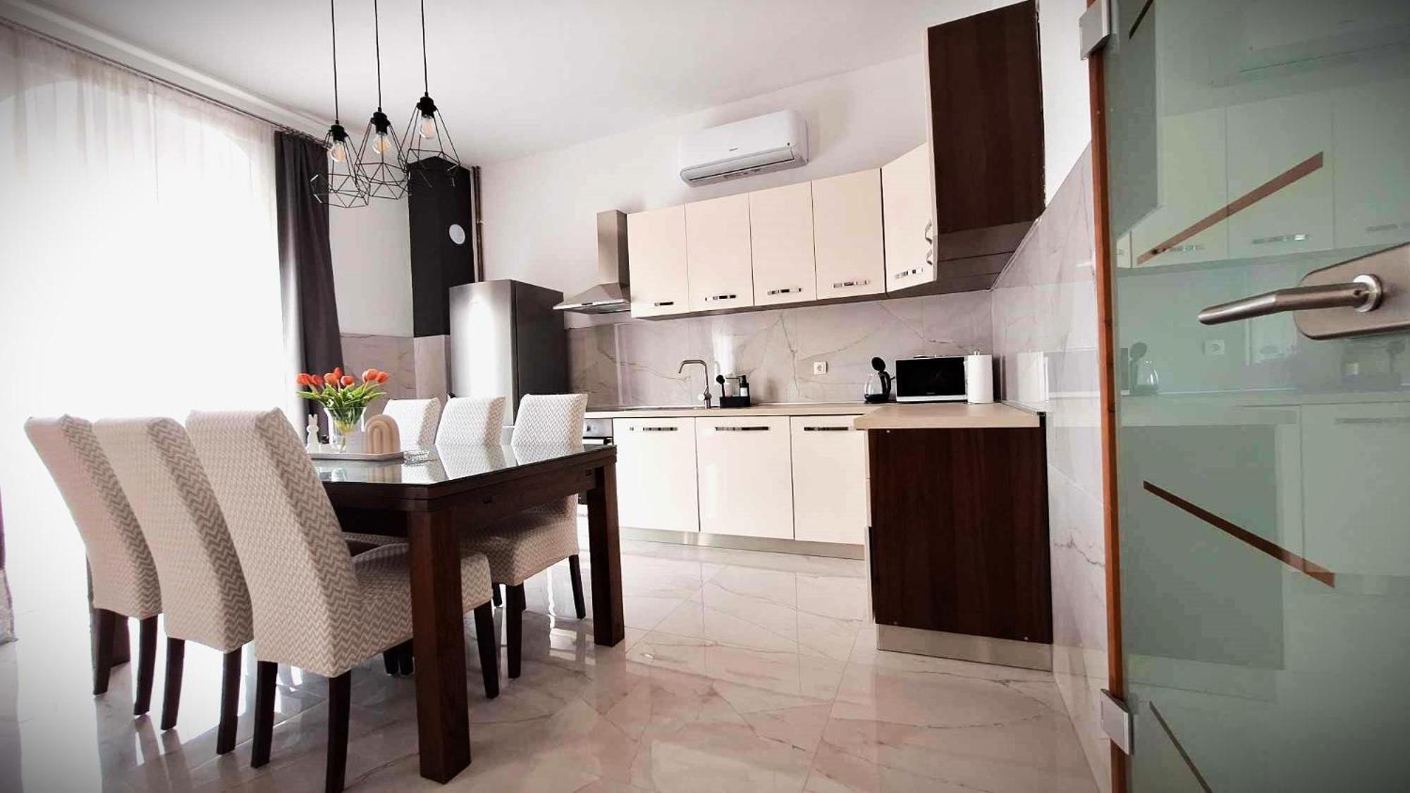 אימוטסקי Kosante - Luxury Apartment - 150 M2 With Fitness Room מראה חיצוני תמונה